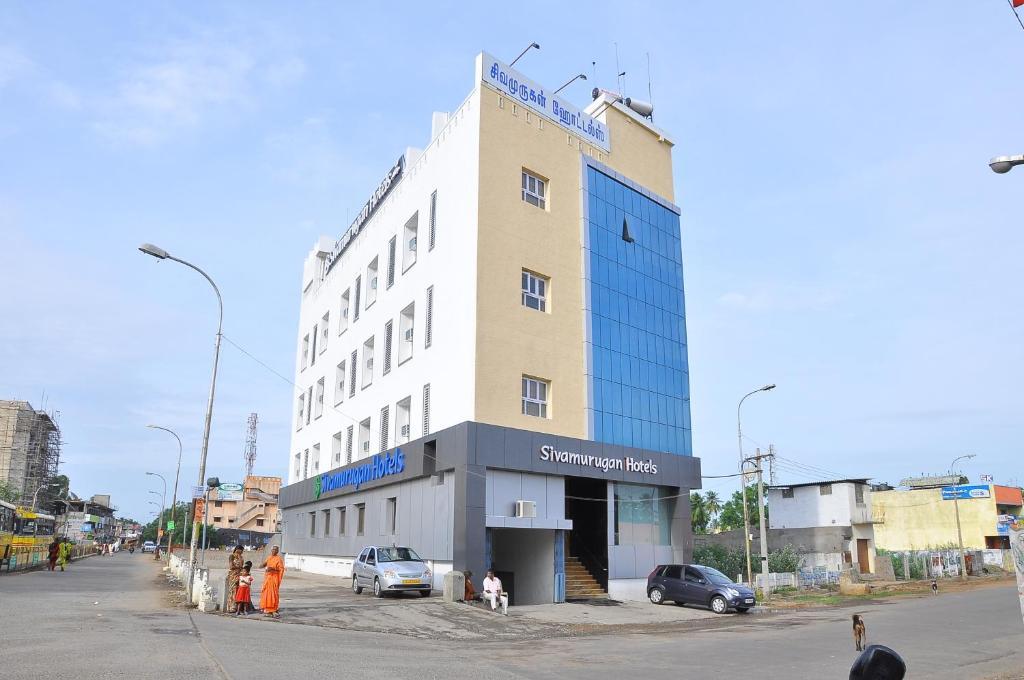 Sivamurugan Hotel Kumbakonam Buitenkant foto