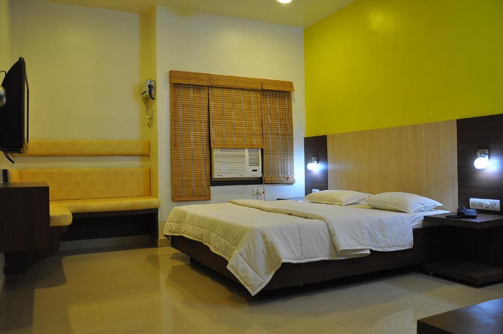 Sivamurugan Hotel Kumbakonam Kamer foto