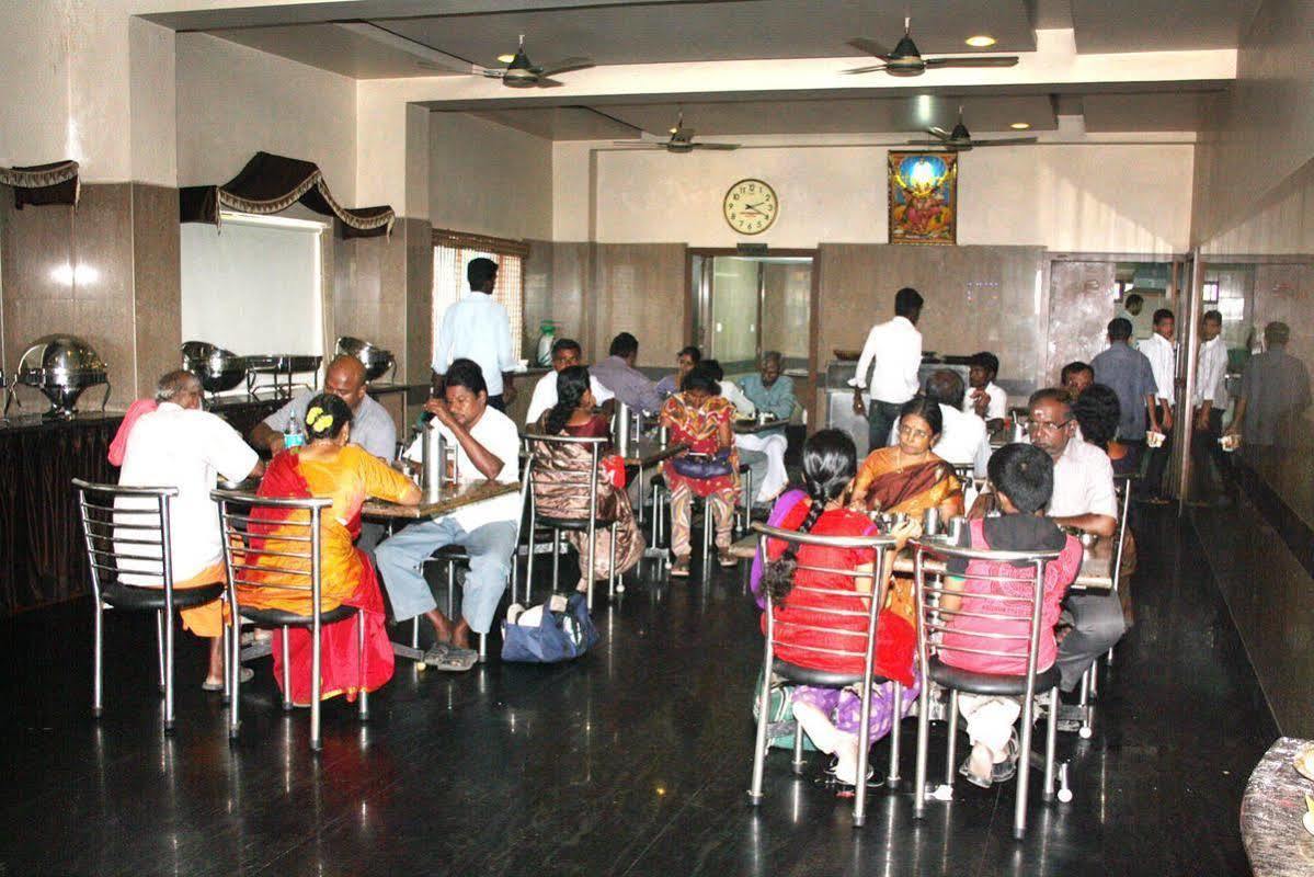 Sivamurugan Hotel Kumbakonam Buitenkant foto