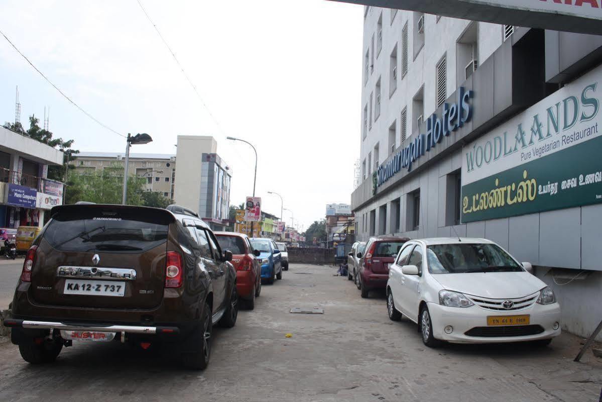 Sivamurugan Hotel Kumbakonam Buitenkant foto